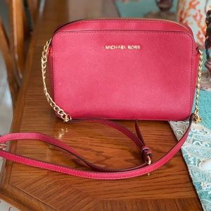 Michael Kors Jet Set Crossbody